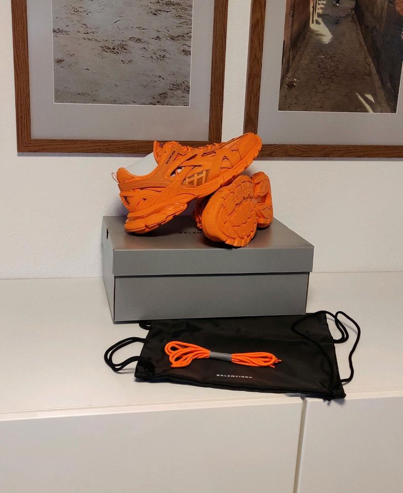 Balenciaga Track 2 Open Sneaker 45 Herrenschuhe Orange Full Set in München