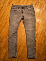♡♡♡Gina Jeggings / Größe 44 / Grau / Family / Jeans♡♡♡ Nordrhein-Westfalen - Schwerte Vorschau