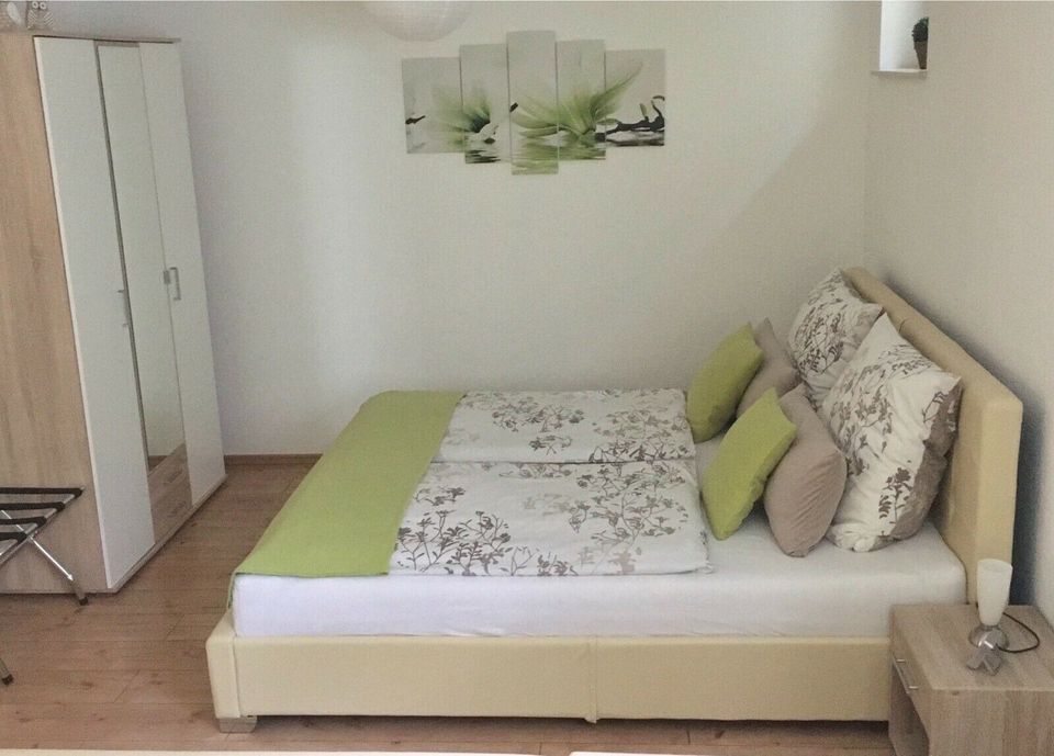 NEU Privatzimmer Apartment Ferienwohnung 48qm Dettingen TOP in Dettingen an der Erms