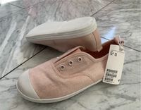 Neu❣️Mädchen Schuhe in Rosé Glitzer , Gr. 34 Baden-Württemberg - Bietigheim-Bissingen Vorschau