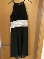 Abendkleid schwarz/weiß  - Größe 40 Nordrhein-Westfalen - Blomberg Vorschau