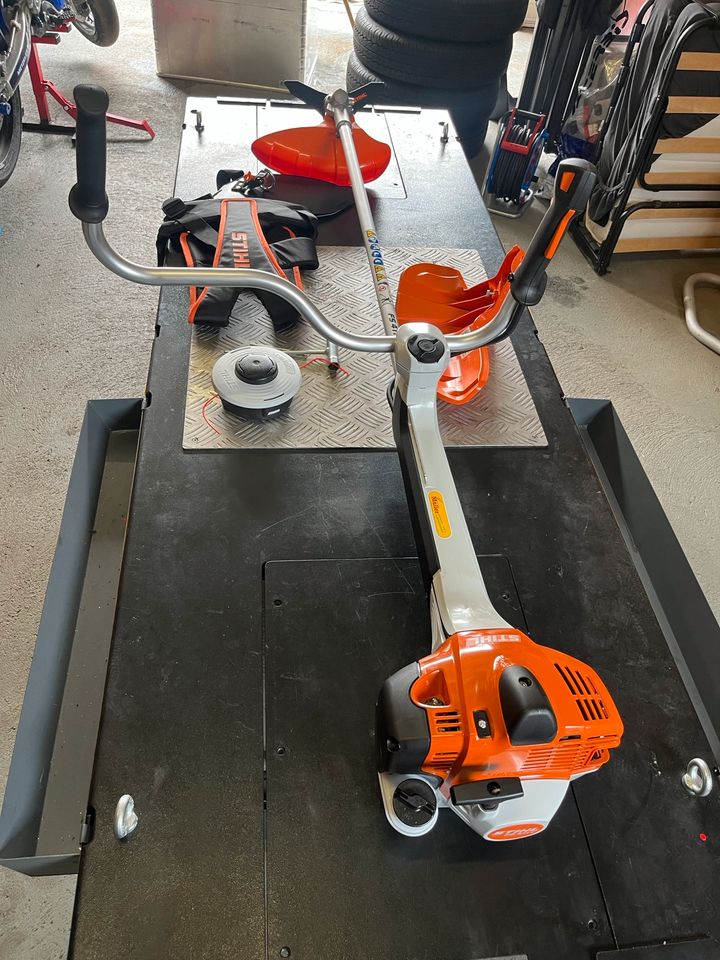 Freischneider mieten/leihen Stihl FS411 Profigerät in Ingoldingen