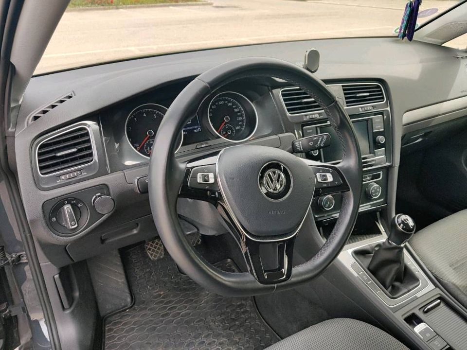 VW Golf 7 Variant 1.0 TSI Comfortline 2019 in Sindelfingen