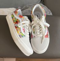 Vans oldskool Blumen-Holo-Optik Größe 37 Rheinland-Pfalz - Neustadt an der Weinstraße Vorschau