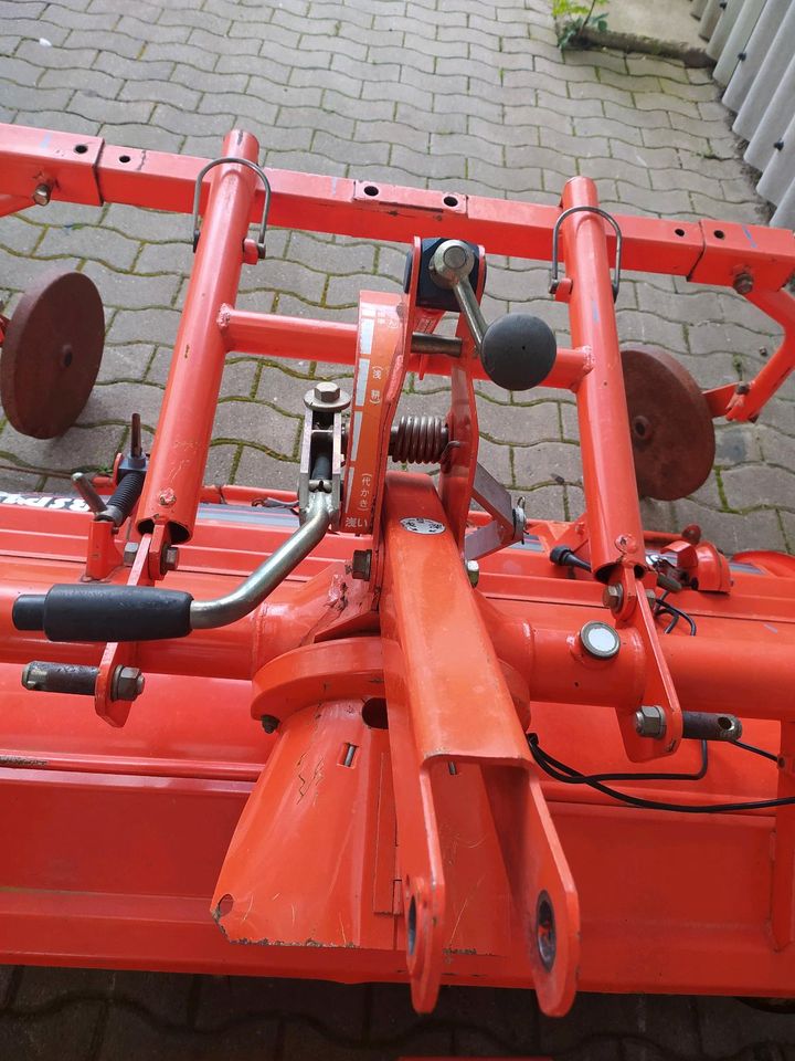 Bodenfräse 130 cm Iseki Kubota Yanmar in Sulingen