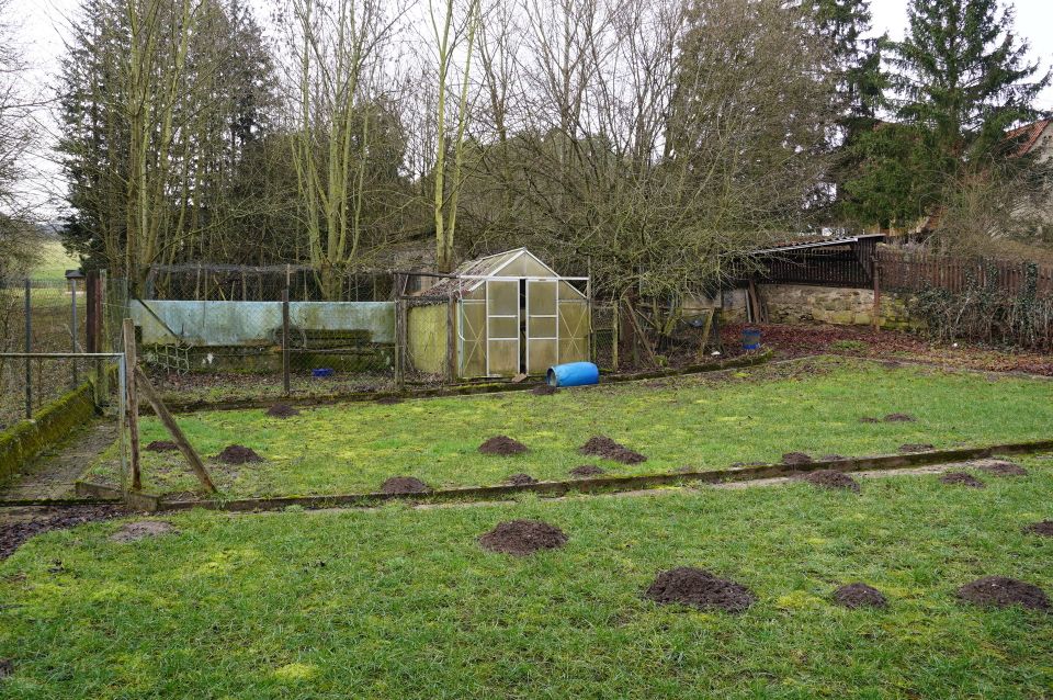 Zweifamilienhaus mit Nebengebäuden und großer Scheune. Keine Käuferprovision! in Spangenberg