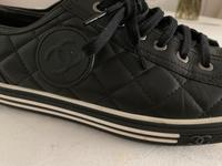 Chanel Schuhe Sneaker Turnschuhe Gr. 41,5 Hessen - Bad Homburg Vorschau