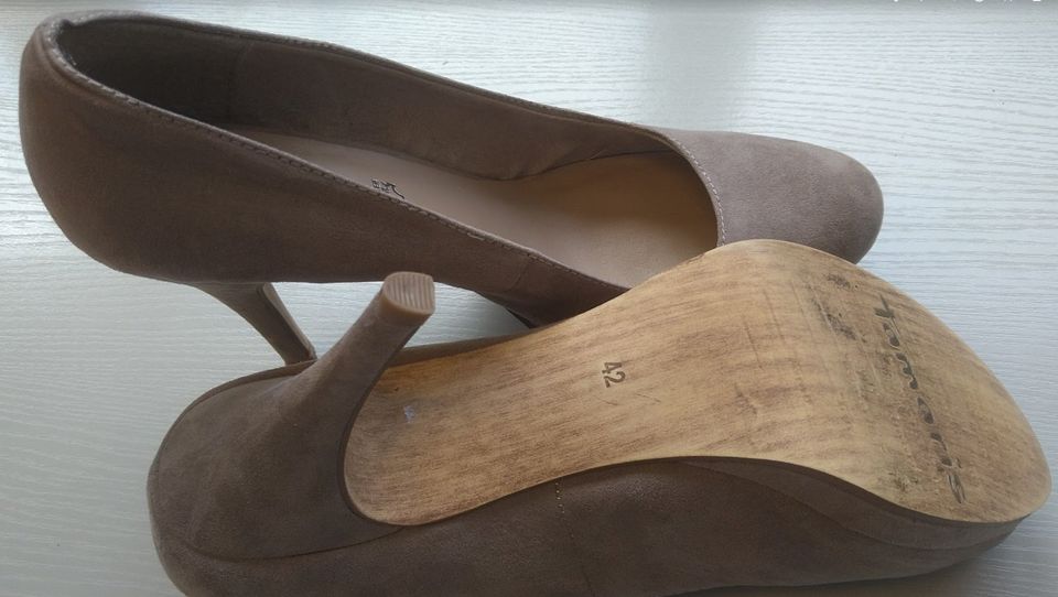 Tamaris Pumps beige High heels Gr. 42 - neuwertig in Hamburg