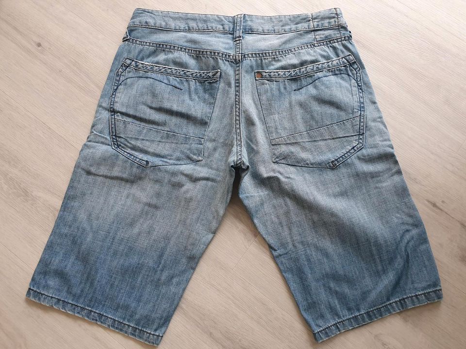 Shorts, kurze Jeans Herren in Busenberg