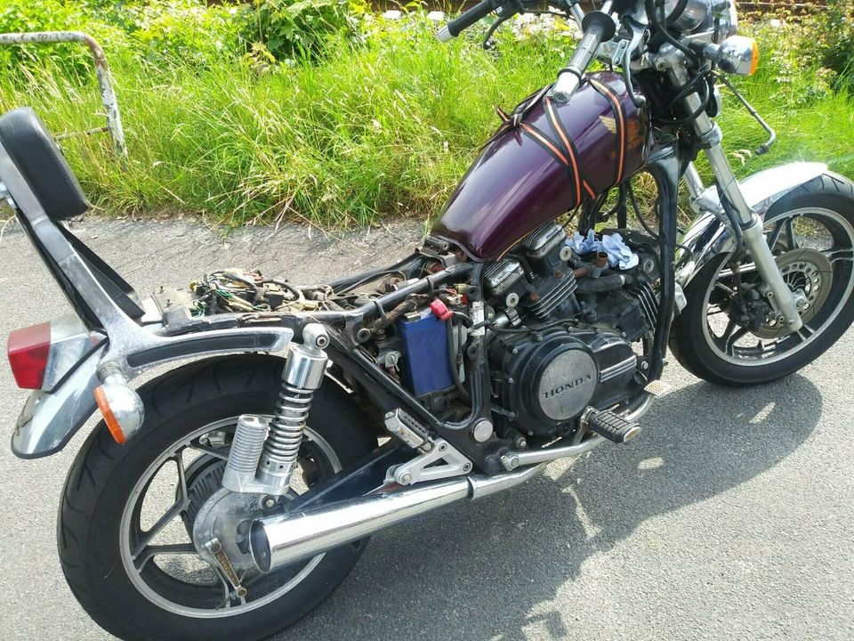 Honda VF 750 V45 RC09 H-Zulassung Oldtimer in Teilen Teile in Westoverledingen