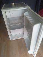 Kühlschrank klein Einbaukühlschrank gute Funktion Hessen - Mörfelden-Walldorf Vorschau