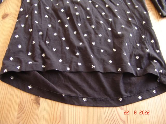 H & M Mama Umstandsshirt 3/4 Arm Gr. S - schwarz- Kleeblätter in Laboe