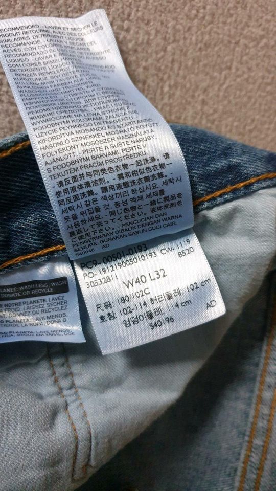 Jeans Levi's W 40 L 32 in Krostitz