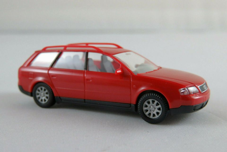 Wiking 13002 Audi A6 Avant (1998-2001) in rot 1:87/H0 in Bad Abbach