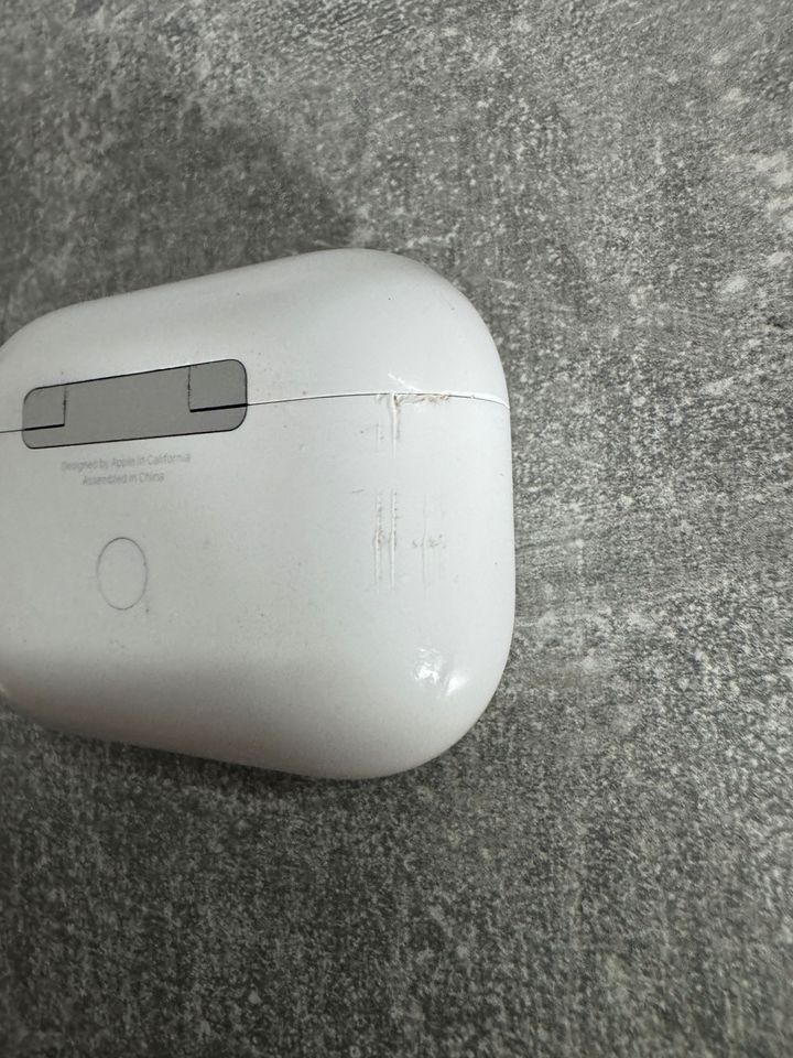 AirPods Pro 1 gen. / Linker AirPod fehlt! in Dichtelbach