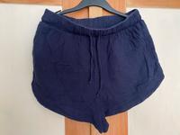 Boden Sommer Shorts kurze Hose dunkelblau UK 14, 40, US 10 Hessen - Rüsselsheim Vorschau