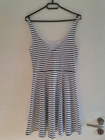 Kleid, Sommerkleid, H&M, Größe 38 Nordrhein-Westfalen - Swisttal Vorschau