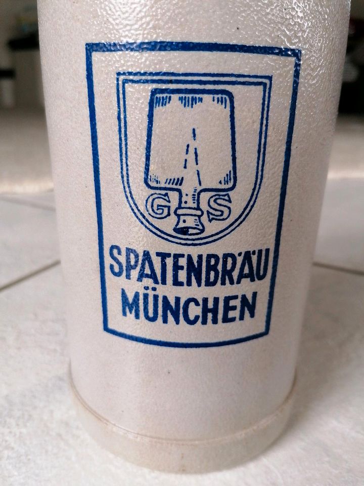 Oktoberfest Masskrug Stein in Puchheim