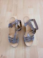 Damen Leder Sandalen ESPRIT Gr.39, neuwertig Nordrhein-Westfalen - Unna Vorschau