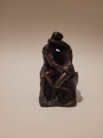 Originelles Geschenk zum Muttertag Bronzestatue „Der Kuss“ Köln - Bickendorf Vorschau