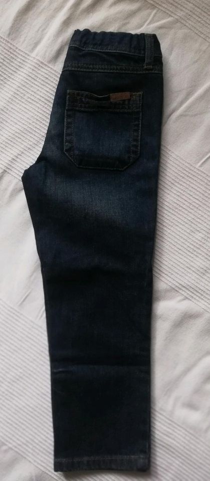 NEU Jako-o jeans Hose doppeltes Knie robust 116 weit in Dresden