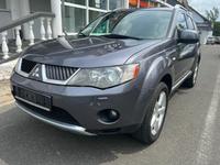 Mitsubishi Outlander 2.2 DI-D Intense  4x4 Bayern - Oberasbach Vorschau