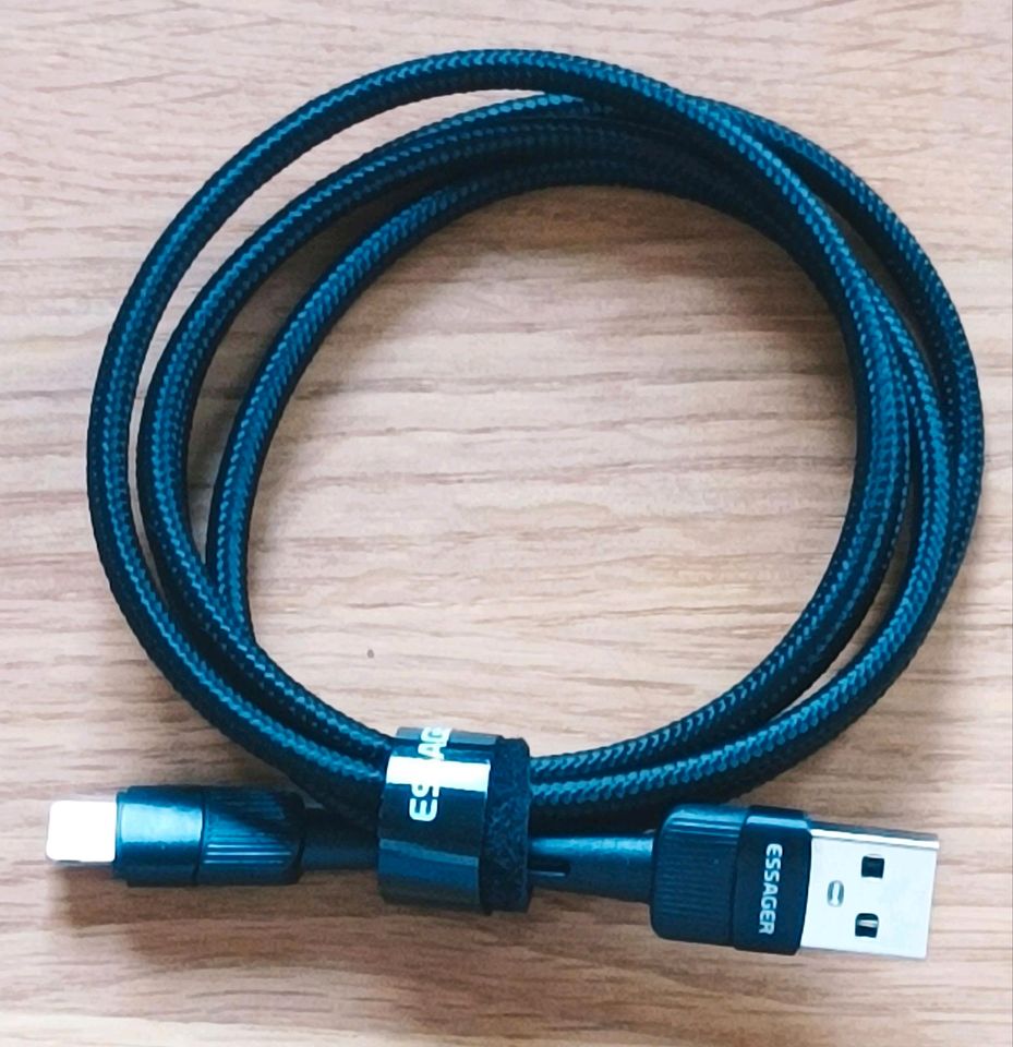 USB Ladekabel für iPhone in Köln