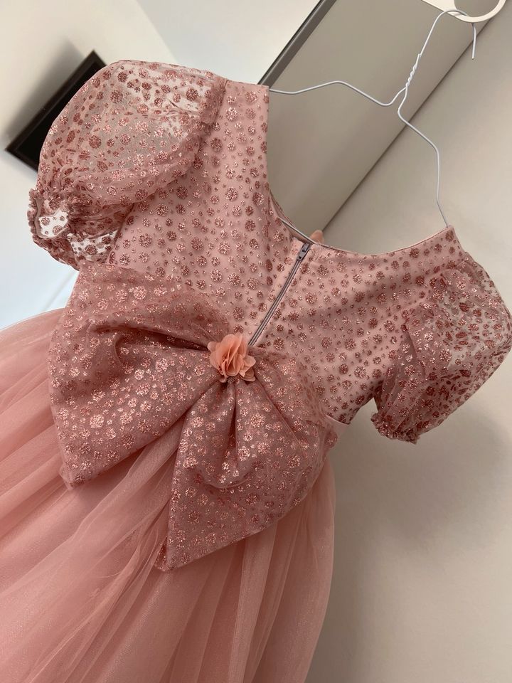 Kinderkleid Prinzessin Tüll Designer Kleid Gr. 116 rosa in Ludwigsburg