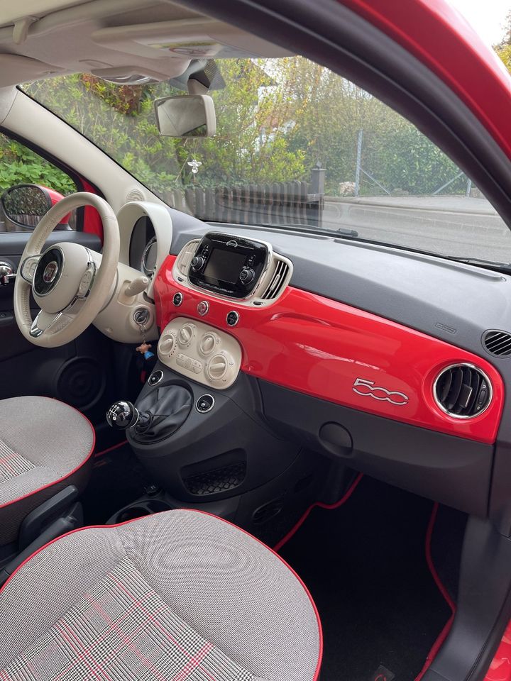 Fiat 500 in Corallo Rot in Neu-Anspach