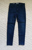 Jeans Bershka Gr 42 Blau Neuwertig München - Laim Vorschau