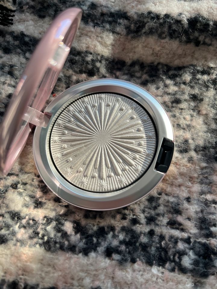 Mac Weihnachts Limited Edition Highlighter Let It Glow in Magdeburg