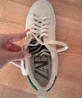 Sneaker von Zara Hessen - Wiesbaden Vorschau