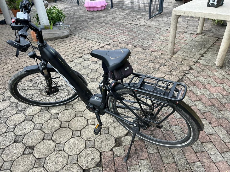 Damen E-Bike KTM in Ostrach