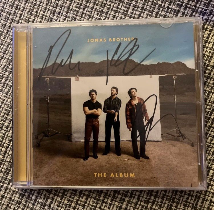 Jonas Brothers - The Album - signed CD in Duisburg