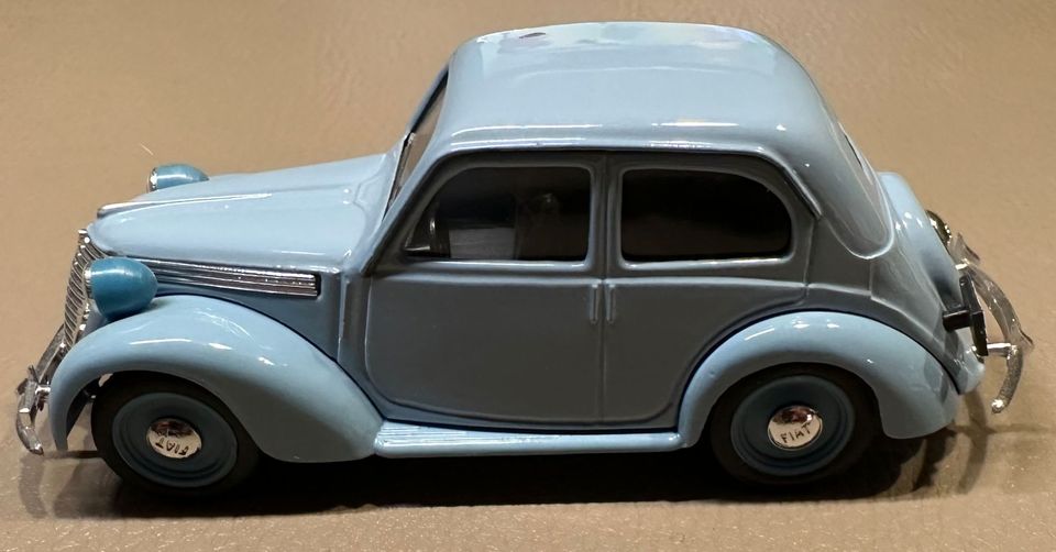 Modellauto Brumm R064-01 Fiat 1100 B 1948 azzurro cenere 1:43 in Rangendingen