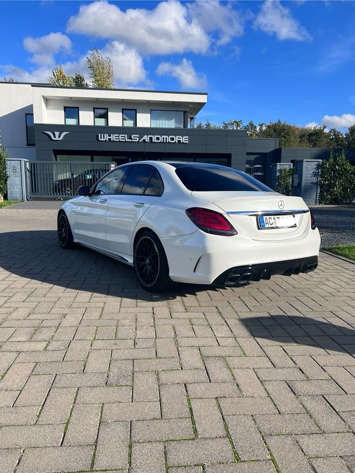 Mercedes Benz C63 AMG Limousine Voll REDUZIERT in Baesweiler