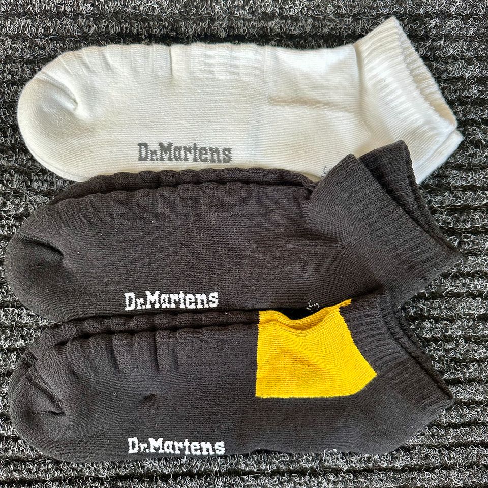 Dr. Martens Double Sock kurz 3 Paar Black Yellow White S/M 36-41 in Wilnsdorf