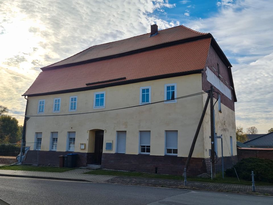 Dreifamilienhaus mit Gaststätte in Zörbig