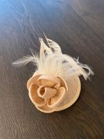 Fascinator Haarschmuck Haarclip beige Nordrhein-Westfalen - Baesweiler Vorschau