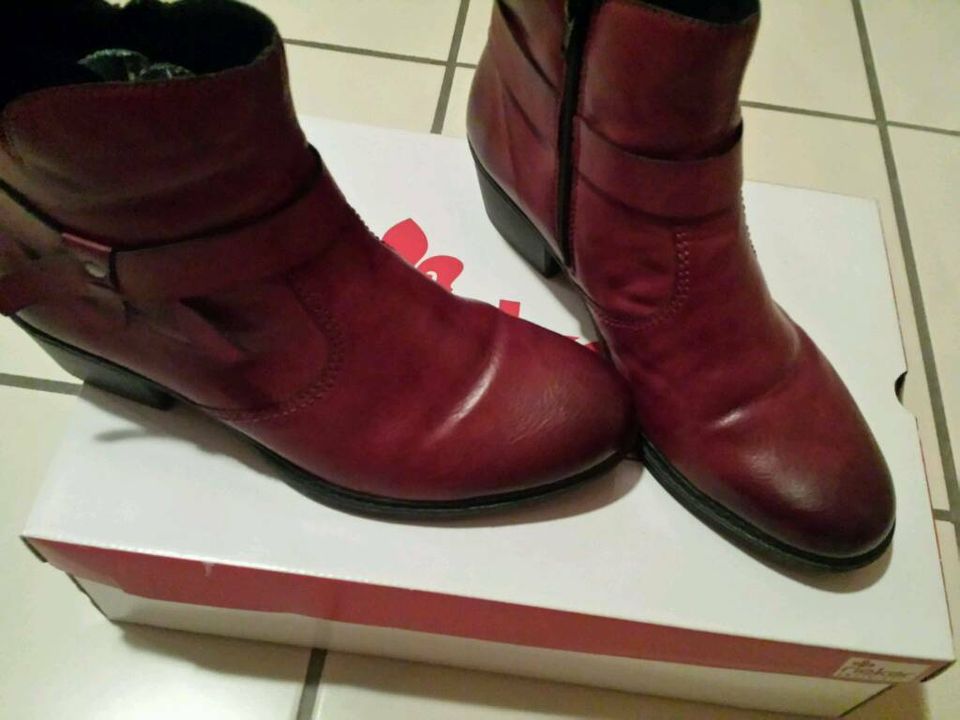 *Reserviert*Rieker Stiefeletten burgunder-bordeaux Rot,Gr.39,Neuw in Riegelsberg