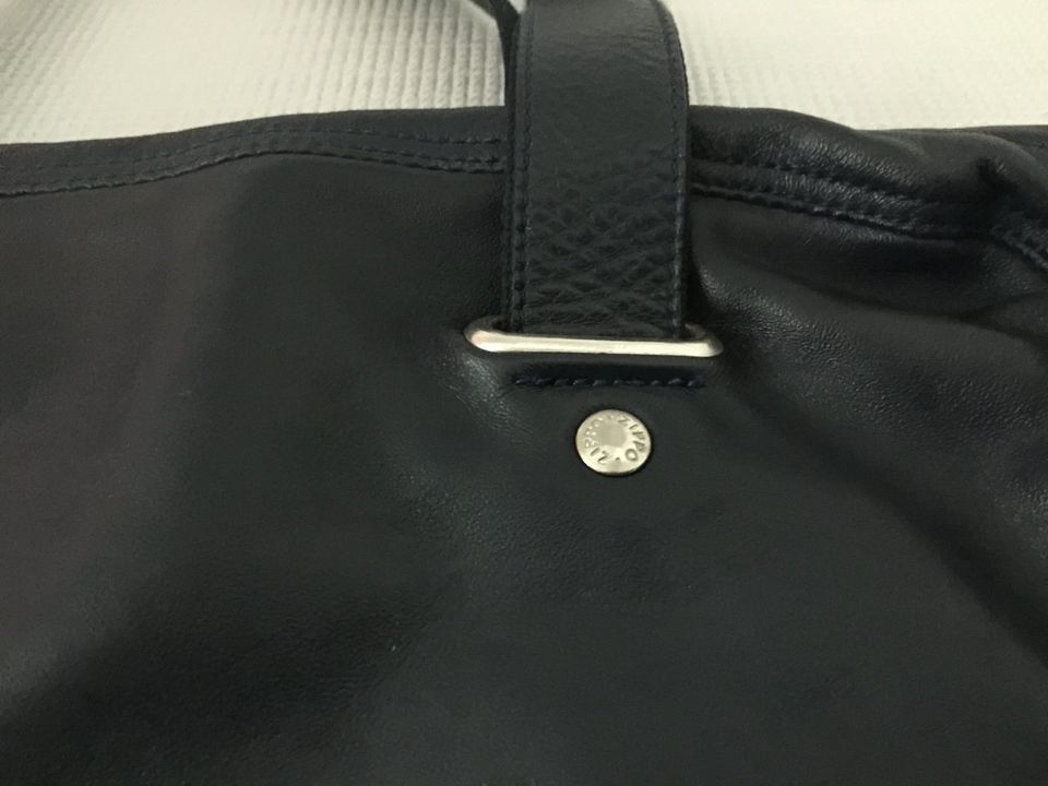 ZIPPO Tasche Umhängetasche Schultertasche Shopper Leder in Frankfurt am Main