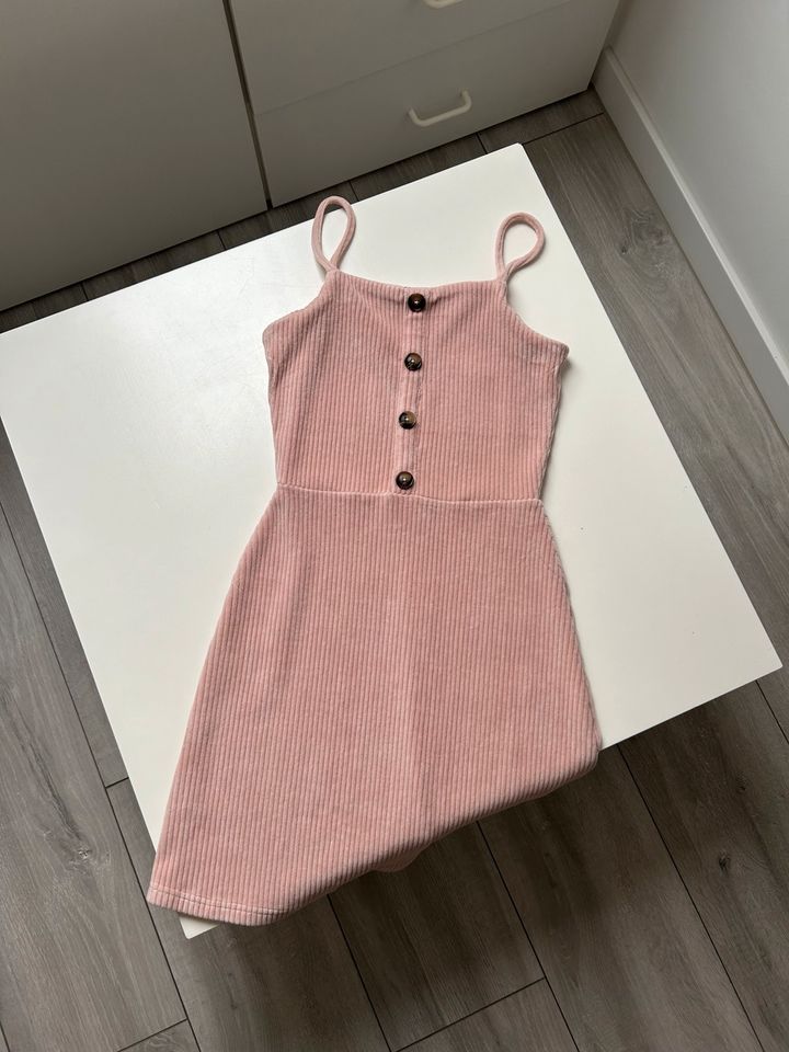 2x Sommer-Kleid Gr. 158/164 H&M denim co. rosa Herz Rippen neuw in Meppen