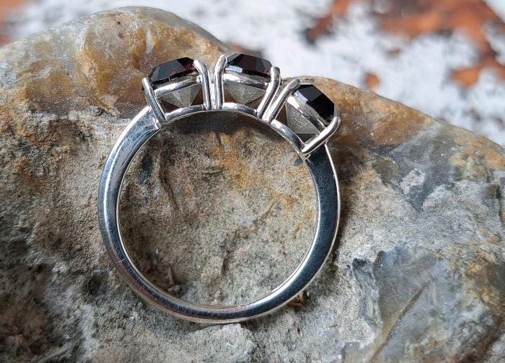 Granat-Kristall Ring 925 Silber in Thale