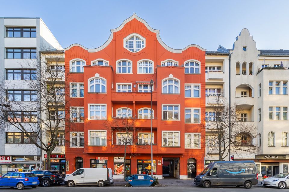 Erstbezug - Möbliertes Apartment in Mitte: Altbaucharme trifft auf moderne Eleganz in Berlin