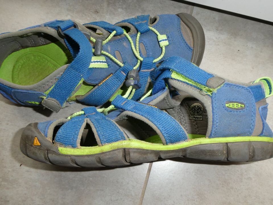 Keen Sandalen Outdoorsandalen Gr. 35 in Erfurt