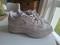 Sneaker Reebok  Damen Größe 42,5 Nordrhein-Westfalen - Krefeld Vorschau