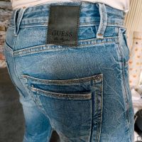 GUESS Jeans slim tapered Gr. 42 Niedersachsen - Rehden Vorschau