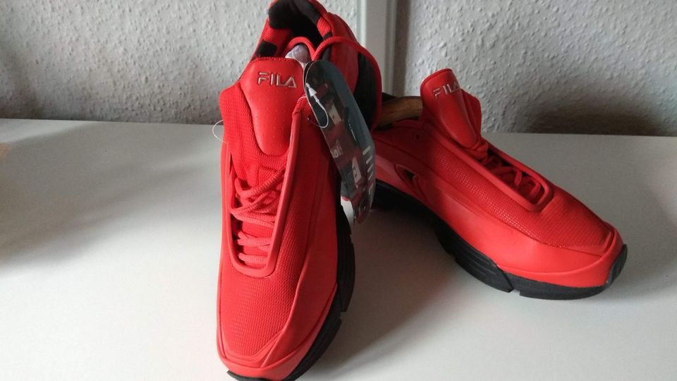 COOLER * roter Fila Ferrari F 2003 Sneaker Grösse 44,5 NEU in Niedersachsen  - Göttingen | eBay Kleinanzeigen ist jetzt Kleinanzeigen