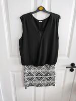 Schwarzes Kleid mit Musterrock Brandenburg - Neuruppin Vorschau