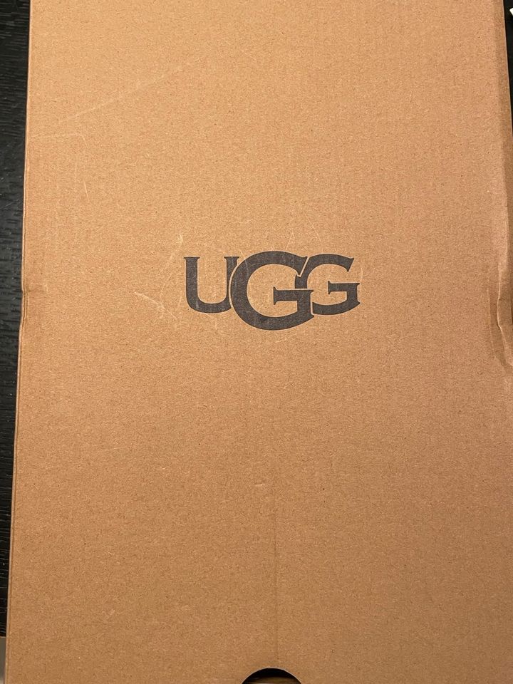 ORIGINAL UGG Tazz Braid (nur PayPal) in Wiesbaden